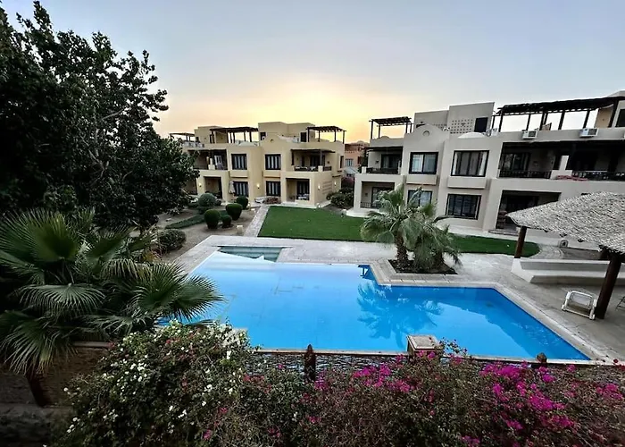 Appartamento Stylish 2br In I Pool & Access El Gouna