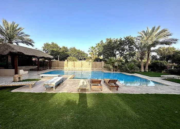 Stylish 2br In I Pool & Access El Gouna